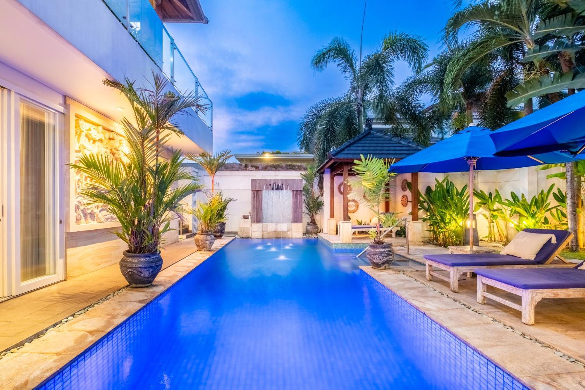 Aq-Va Hotel & Villas Seminyak Legian  Exterior photo