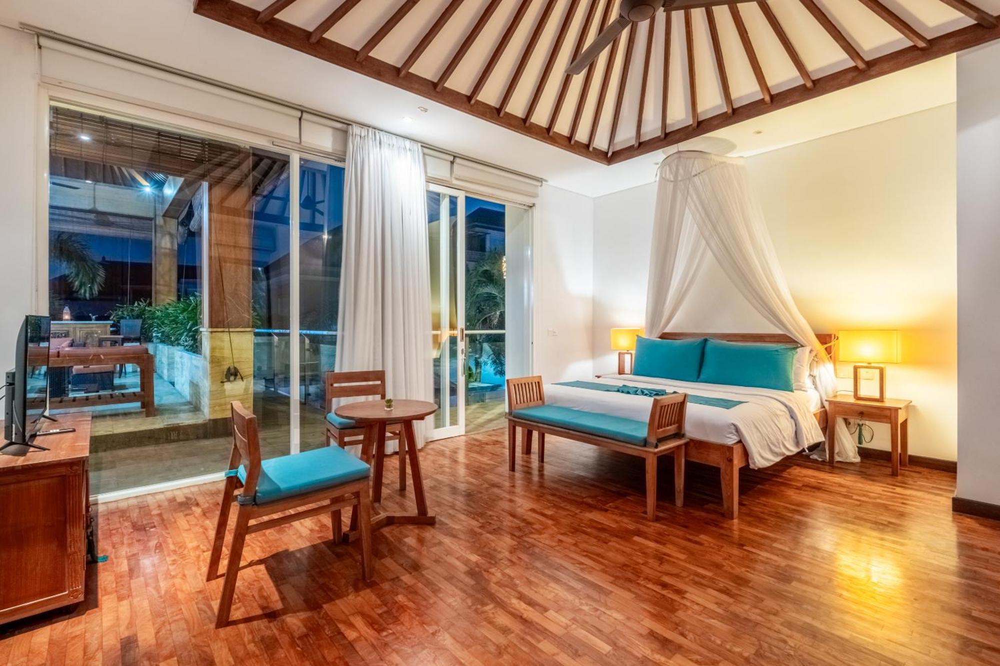 Aq-Va Hotel & Villas Seminyak Legian  Exterior photo