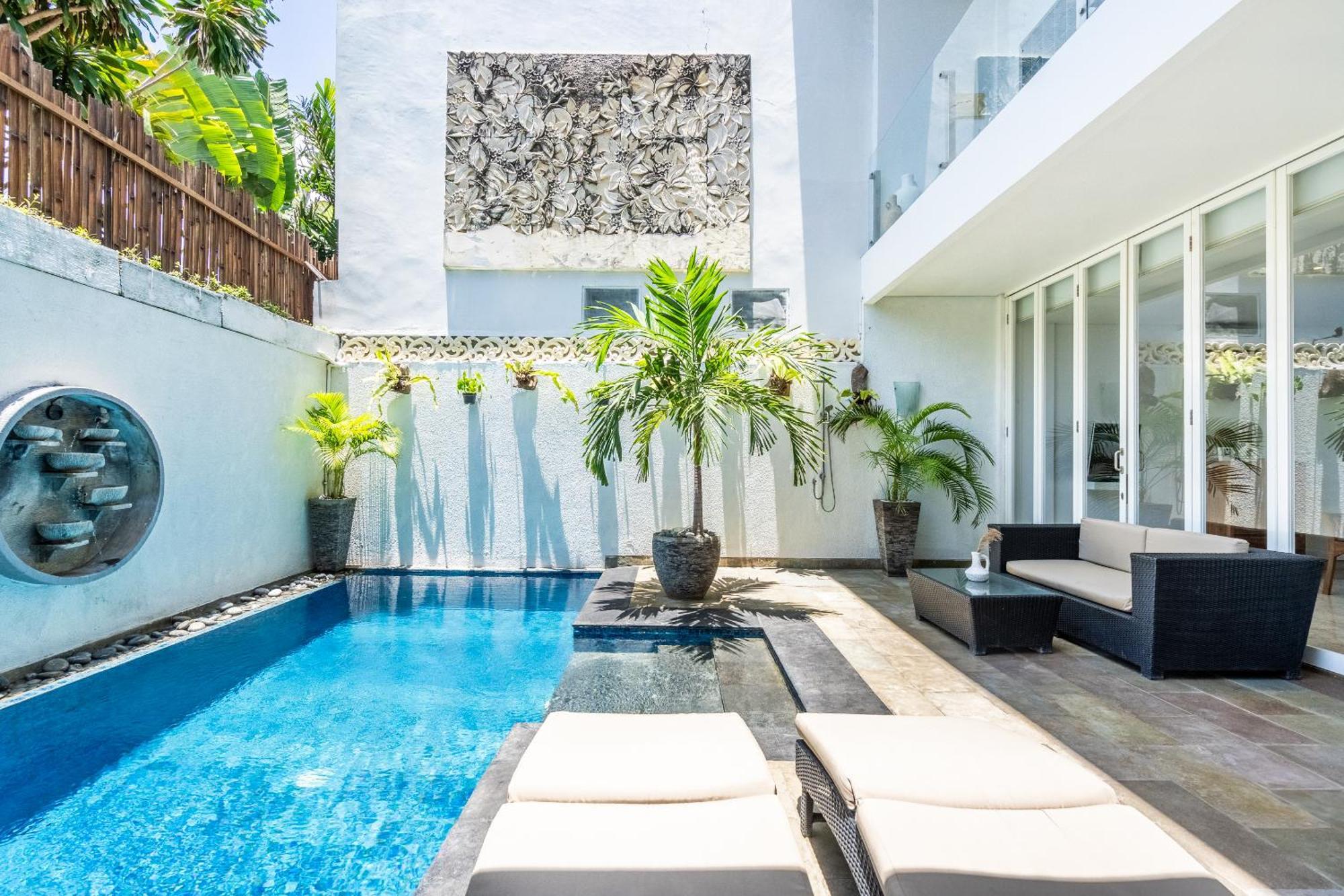 Aq-Va Hotel & Villas Seminyak Legian  Exterior photo
